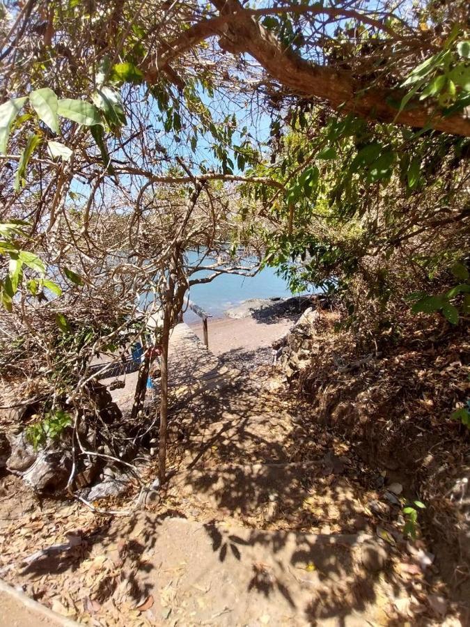 Beached Bungalow Overlooking The Pacific Ocean Boca Chica Luaran gambar